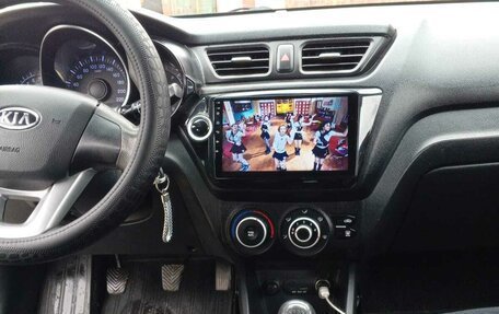 KIA Rio III рестайлинг, 2012 год, 800 000 рублей, 3 фотография