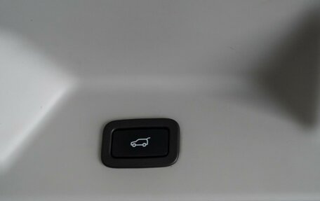 Land Rover Range Rover IV рестайлинг, 2014 год, 3 750 000 рублей, 38 фотография