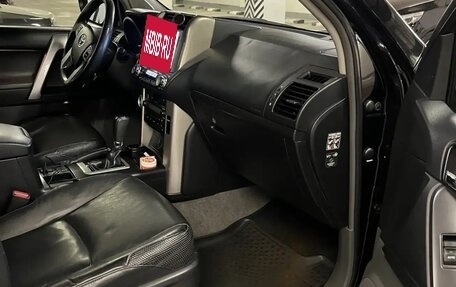 Toyota Land Cruiser Prado 150 рестайлинг, 2011 год, 3 200 000 рублей, 9 фотография