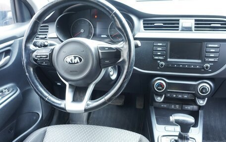 KIA Rio IV, 2018 год, 1 290 000 рублей, 40 фотография