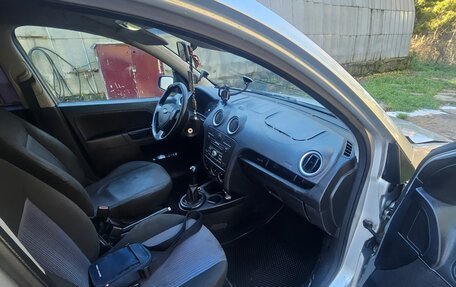 Ford Fusion I, 2006 год, 300 000 рублей, 10 фотография