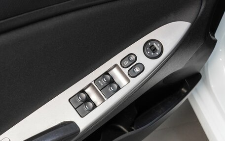 Hyundai Solaris II рестайлинг, 2016 год, 999 000 рублей, 12 фотография