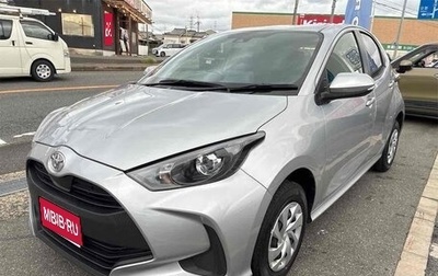 Toyota Yaris, 2023 год, 1 015 000 рублей, 1 фотография