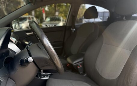 Hyundai Solaris II рестайлинг, 2012 год, 780 000 рублей, 13 фотография
