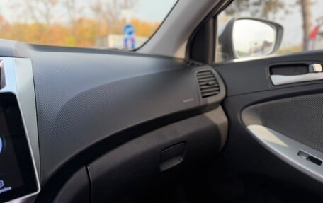 Hyundai Solaris II рестайлинг, 2012 год, 780 000 рублей, 20 фотография
