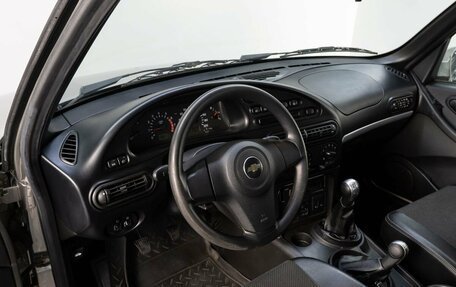 Chevrolet Niva I рестайлинг, 2011 год, 540 000 рублей, 10 фотография