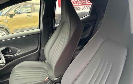Toyota Yaris, 2023 год, 1 015 000 рублей, 24 фотография