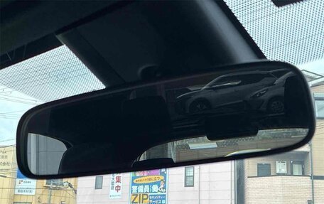 Toyota Yaris, 2023 год, 1 015 000 рублей, 27 фотография