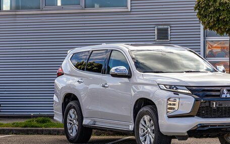 Mitsubishi Pajero Sport III рестайлинг, 2020 год, 2 395 000 рублей, 7 фотография