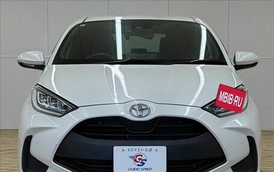 Toyota Yaris, 2022 год, 993 000 рублей, 1 фотография