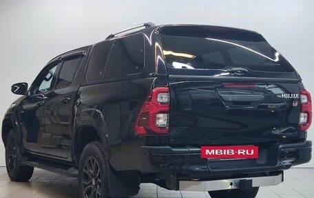 Toyota Hilux VIII, 2022 год, 5 695 000 рублей, 6 фотография