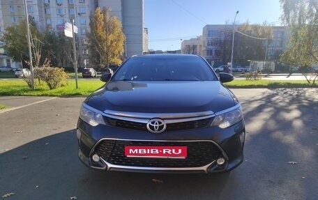 Toyota Camry, 2017 год, 2 050 000 рублей, 1 фотография