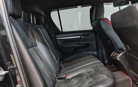 Toyota Hilux VIII, 2022 год, 5 695 000 рублей, 20 фотография