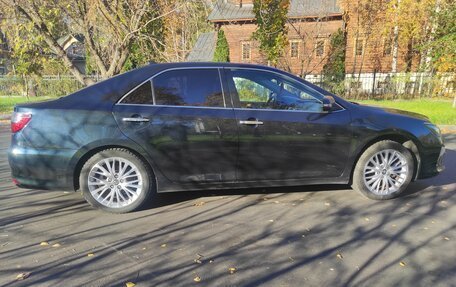 Toyota Camry, 2017 год, 2 050 000 рублей, 4 фотография