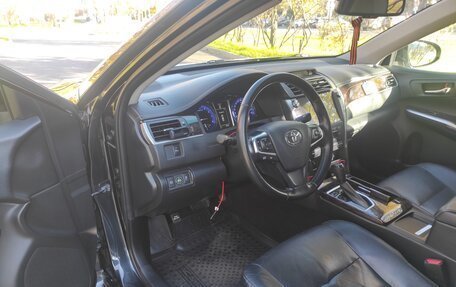 Toyota Camry, 2017 год, 2 050 000 рублей, 14 фотография