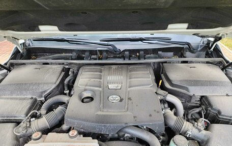 Toyota Land Cruiser, 2022 год, 9 800 000 рублей, 3 фотография
