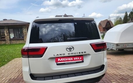 Toyota Land Cruiser, 2022 год, 9 800 000 рублей, 17 фотография