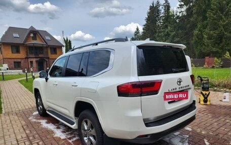 Toyota Land Cruiser, 2022 год, 9 800 000 рублей, 21 фотография