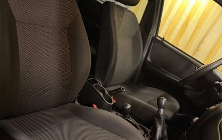Chevrolet Niva I рестайлинг, 2017 год, 650 000 рублей, 8 фотография