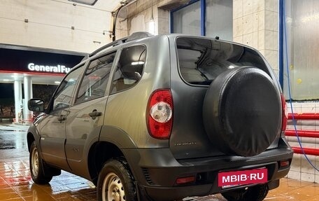 Chevrolet Niva I рестайлинг, 2017 год, 650 000 рублей, 4 фотография