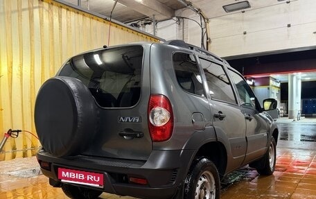 Chevrolet Niva I рестайлинг, 2017 год, 650 000 рублей, 5 фотография