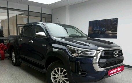 Toyota Hilux VIII, 2021 год, 3 500 000 рублей, 3 фотография