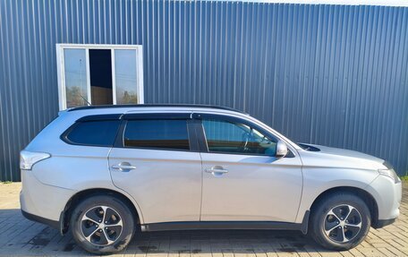 Mitsubishi Outlander III рестайлинг 3, 2012 год, 1 320 000 рублей, 7 фотография