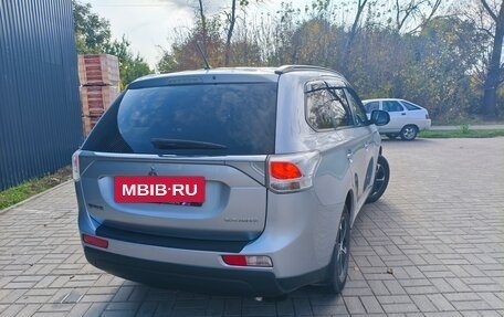 Mitsubishi Outlander III рестайлинг 3, 2012 год, 1 320 000 рублей, 3 фотография
