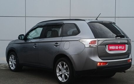 Mitsubishi Outlander III рестайлинг 3, 2012 год, 1 300 000 рублей, 7 фотография