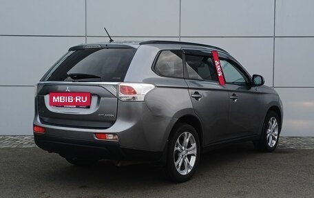 Mitsubishi Outlander III рестайлинг 3, 2012 год, 1 300 000 рублей, 5 фотография