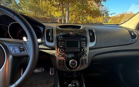 KIA Cerato III, 2010 год, 800 000 рублей, 10 фотография