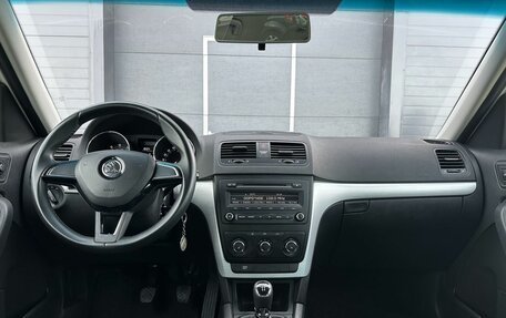 Skoda Yeti I рестайлинг, 2015 год, 1 159 000 рублей, 11 фотография