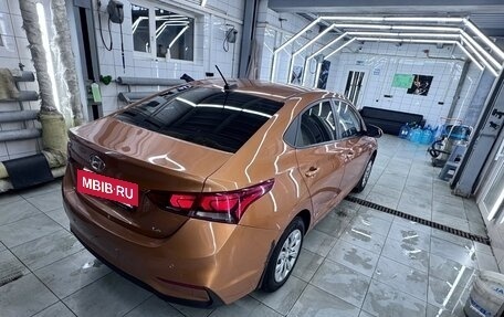 Hyundai Solaris II рестайлинг, 2017 год, 980 000 рублей, 5 фотография