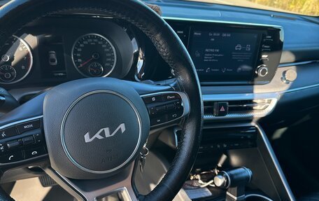 KIA K5, 2023 год, 2 350 000 рублей, 13 фотография