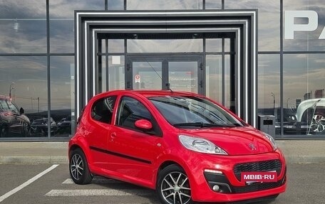 Peugeot 107 I рестайлинг, 2014 год, 511 000 рублей, 3 фотография