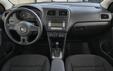 Volkswagen Polo VI (EU Market), 2010 год, 729 000 рублей, 10 фотография
