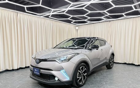 Toyota C-HR I рестайлинг, 2018 год, 2 279 900 рублей, 2 фотография