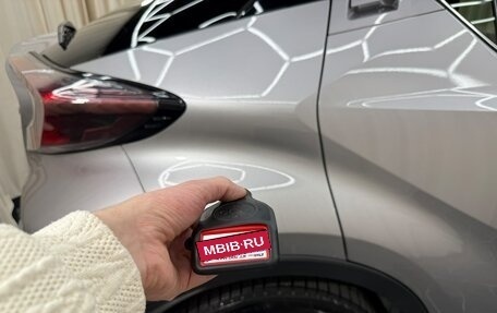 Toyota C-HR I рестайлинг, 2018 год, 2 279 900 рублей, 26 фотография