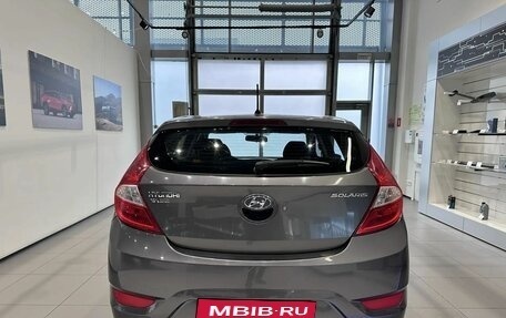 Hyundai Solaris II рестайлинг, 2012 год, 830 000 рублей, 5 фотография