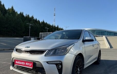 KIA Rio IV, 2018 год, 895 000 рублей, 1 фотография