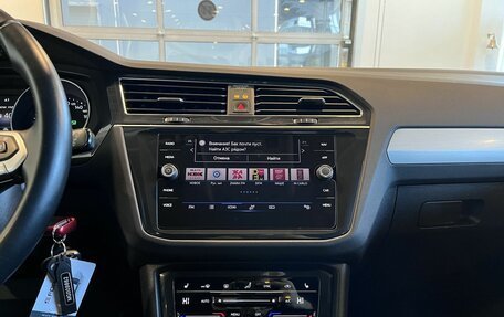 Volkswagen Tiguan II, 2021 год, 2 749 000 рублей, 13 фотография