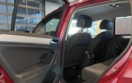 Volkswagen Tiguan II, 2021 год, 2 749 000 рублей, 24 фотография