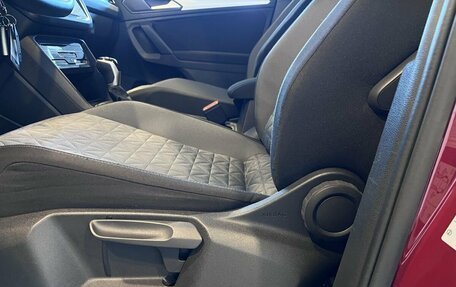 Volkswagen Tiguan II, 2021 год, 2 749 000 рублей, 34 фотография