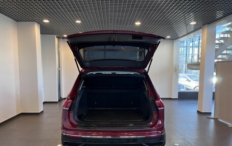Volkswagen Tiguan II, 2021 год, 2 749 000 рублей, 37 фотография