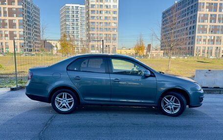 Volkswagen Jetta VII, 2010 год, 500 000 рублей, 4 фотография