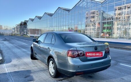 Volkswagen Jetta VII, 2010 год, 500 000 рублей, 3 фотография