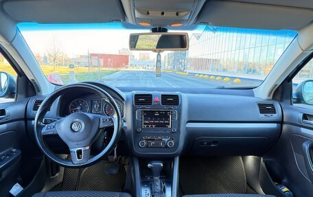Volkswagen Jetta VII, 2010 год, 500 000 рублей, 6 фотография