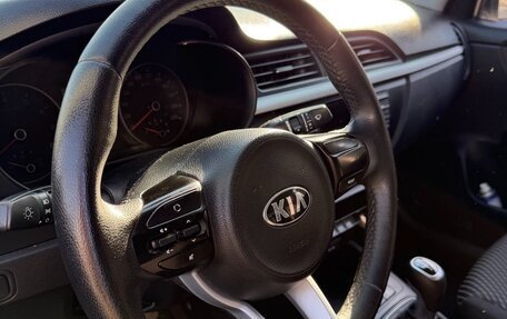 KIA Rio IV, 2018 год, 895 000 рублей, 7 фотография