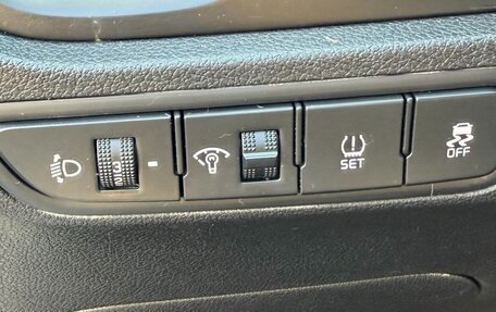 KIA Rio IV, 2018 год, 895 000 рублей, 10 фотография