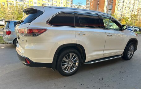 Toyota Highlander III, 2014 год, 2 800 000 рублей, 6 фотография